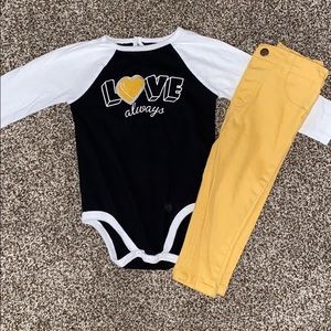 Babygirl outfit $4